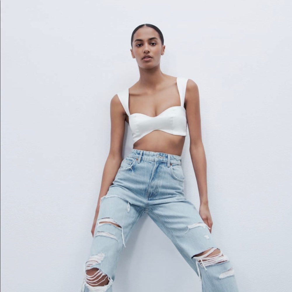 ZARA Ripped Wide Leg Jeans - Picture 4 of 16